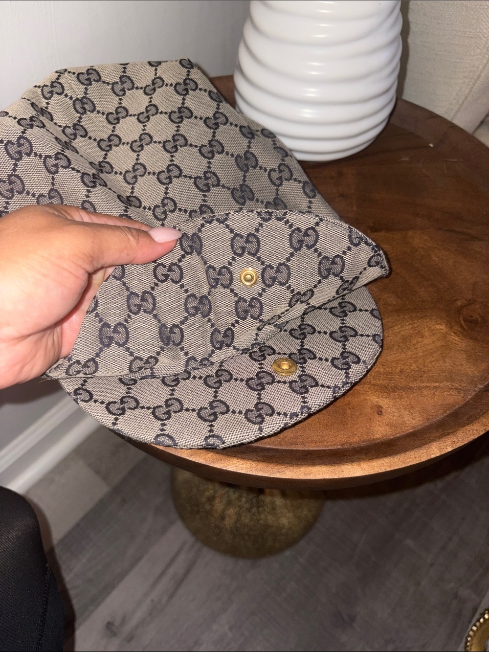 Gucci Beige & Brown GG Monogram Newsboy Cap - Picture 5 of 5